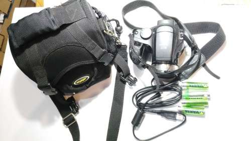 FUJIFILM FINEPIX S5700 DIGITAL CAMERA