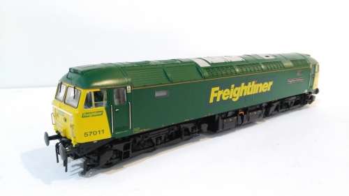 CLASS 57 BACHMANN FREIGHTLINER CHALLENGER DECODER  FITTED