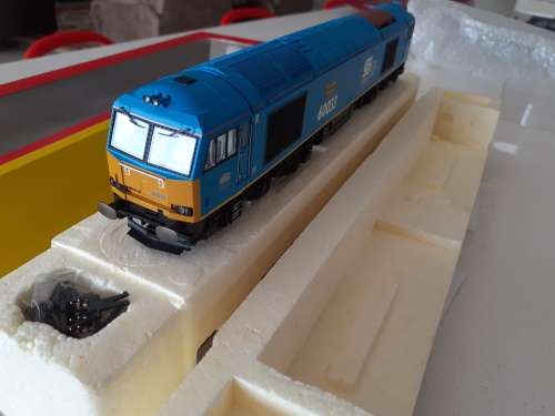 Hornby Class 60  `Tees Steel Express` in British Steel Blue