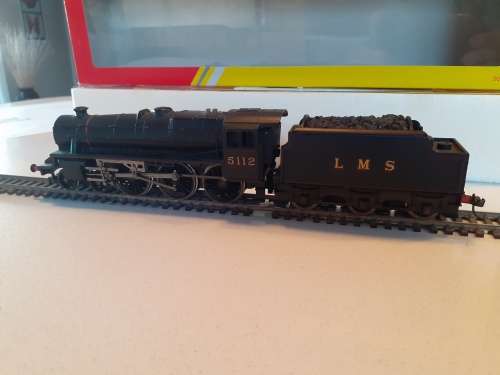 Hornby   R2881   Class 5    Black 5   5112 LMS With Locksound Decoder(Ethentic sound)