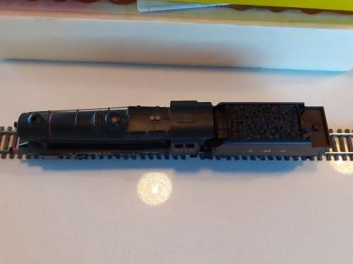 Hornby   R2881   Class 5    Black 5   5112 LMS With Locksound Decoder(Ethentic sound)