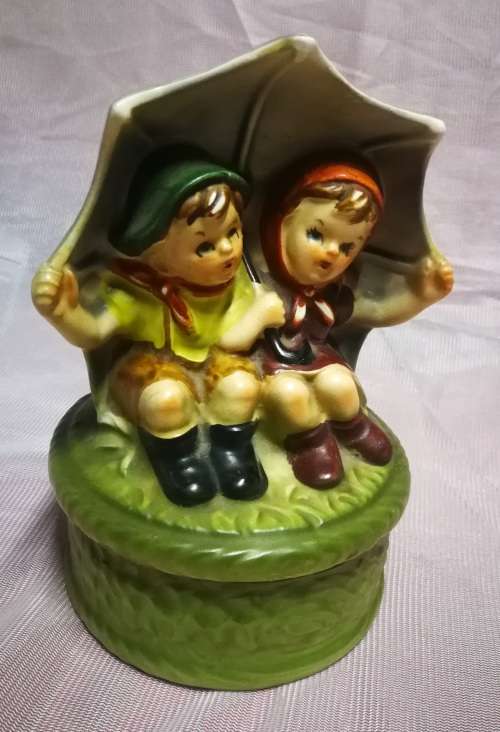 Hammel like Musical Turning Boy & Girl Figurine