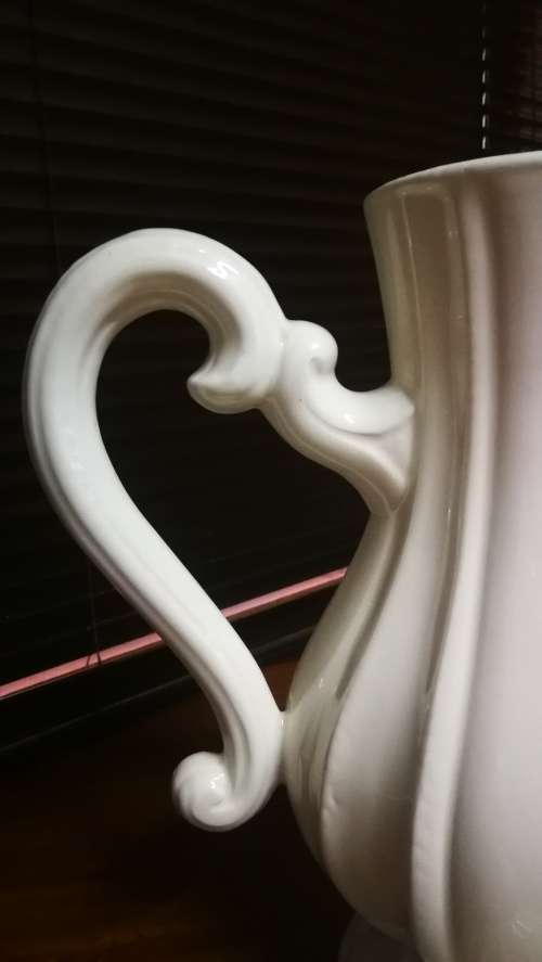 Stunning Vintage 43cm Tall Porcelain Display Jug..