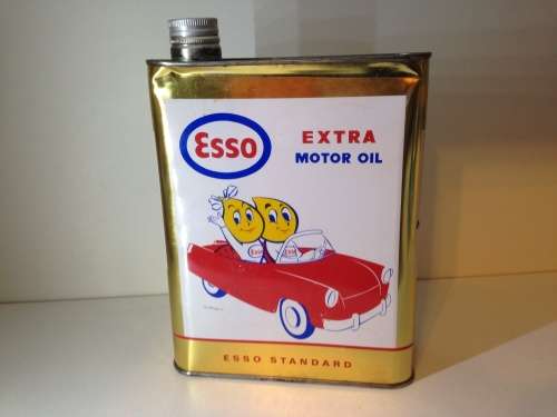 OLD FRENCH ESSO 2 LITER EXTRA MOTOR OIL CAN - GREAT FIND -
