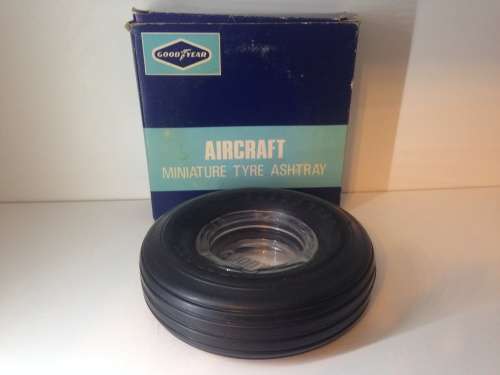 WOW! - GOOD YEAR BRAND NEW TYRE ASHTRAY IN ORIGINAL BOX! - EXTREMELY RARE! -