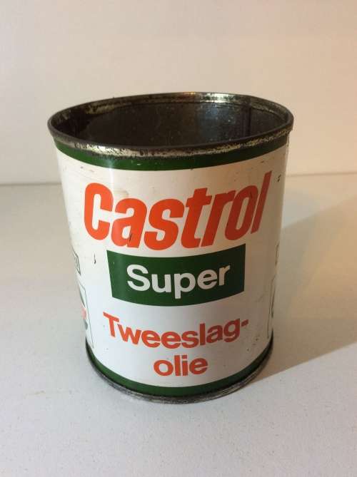 CASTROL TWO STROKE CAN / OIL CAN  - GREAT FIND - 200ml