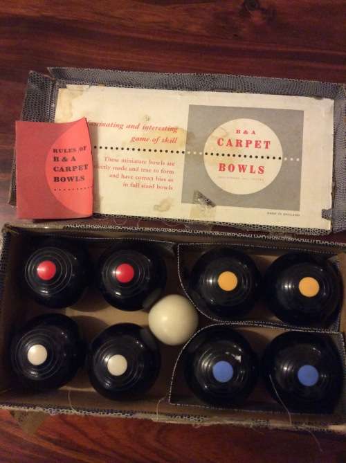 VINTAGE SET OF B&A ENGLISH CARPET BOWLS  - AMAZING FIND -