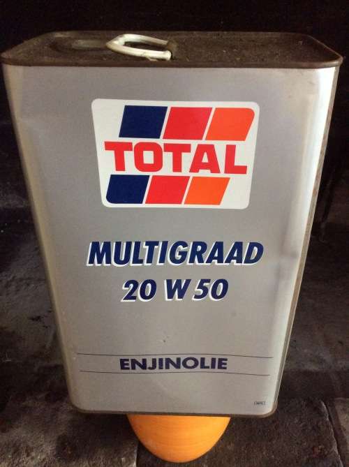 TOTAL MULTIGRADE - FIVE LITRE OIL CAN  / OIL CAN  - GREAT FIND -