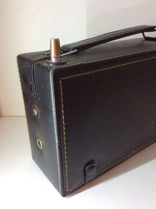 OLD HAWK SILVER 2 BAND RADIO - GREAT OLD ITEM -  WORKED WHEN TESTED -