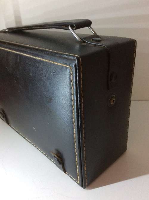 OLD HAWK SILVER 2 BAND RADIO - GREAT OLD ITEM -  WORKED WHEN TESTED -