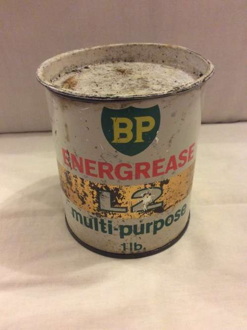 VERY OLD BP ONE POUND ENERGREASE OIL TIN - GREAT FIND -