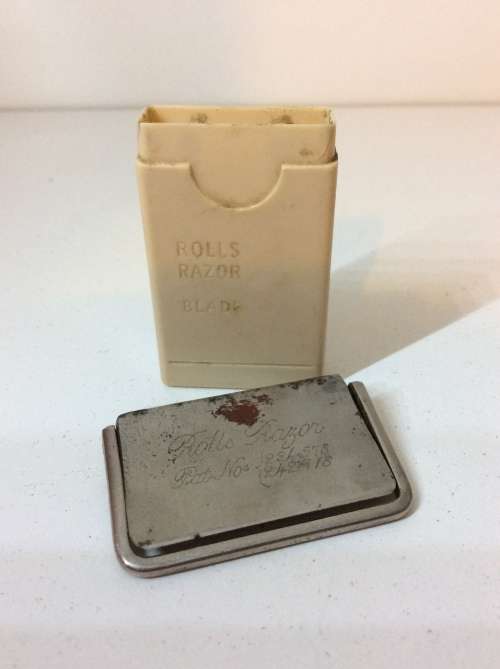 1950s ROLLS RAZOR BLADE - GREAT FIND -
