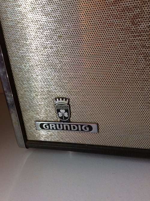 1965 GRUNDIG - OCEAN BOY 3000 TRANSISTOR RADIO - WORKING - AMAZING - PLEASE READ DESCRIPTION -