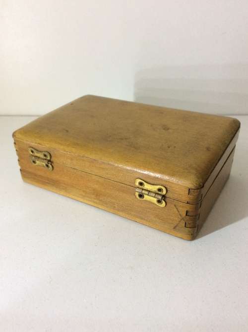 VINTAGE GILLETE SHAVING WOODEN KIT - WITH TWO ORIGINAL BLADES - BRILLIANT-