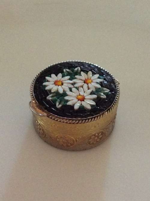 ITALIAN MADE - MINIATURE MOSAIC PILL BOX - MAGNIFICENT DETAIL - DIAMETER 2cm -