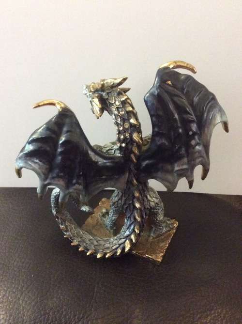 DETAILED HEAVY METAL DRAGON STATUE - 400grams & 9cm tall - GREAT DISPLAY PIECE -