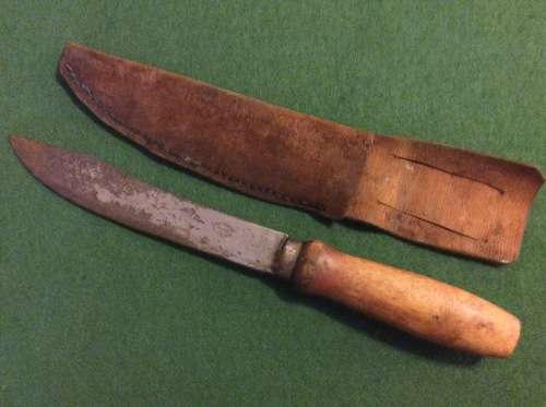 VINTAGE VERY OLD SWEDISH HUNTING KNIFE - GREAT OLD KNIFE -