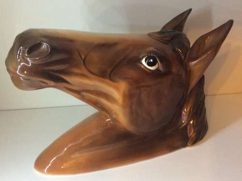 LARGE CERAMIC HORSE HEAD - 30cm HIGH - WALL HANGER - AMAZING DETAIL.- 18cm from wall -