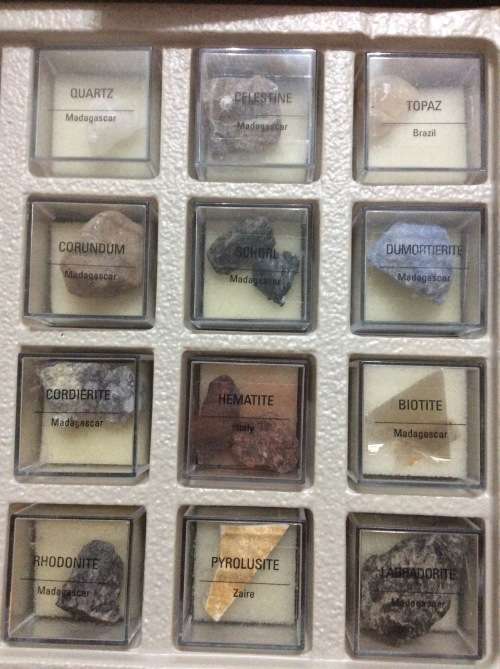 LARGE GEM STONE COLLECTION - EVERYTHING FOR ONE BID -