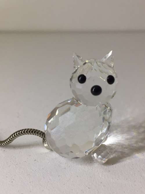 SWAROVSKI SILVER CRYSTAL - CAT WITH SILVER TAIL - ORIGINAL BOX - MADE AUSTRIA -