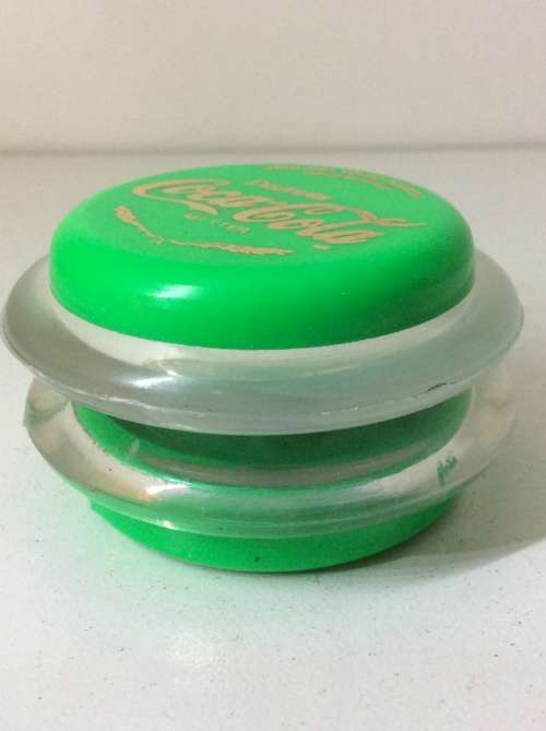 RUSSELL YO YO - MADE IN MEXICO GREEN WITH GOLD WRITING -