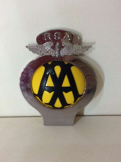 OLD AA PLASTIC CAR BADGE - IN GREAT CONDITION -