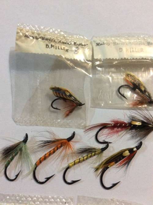 VINTAGE COLLECTION OF ENGLISH FLY FISHING FLIES - ALL ONE BID - VALUE R100+ per fly -