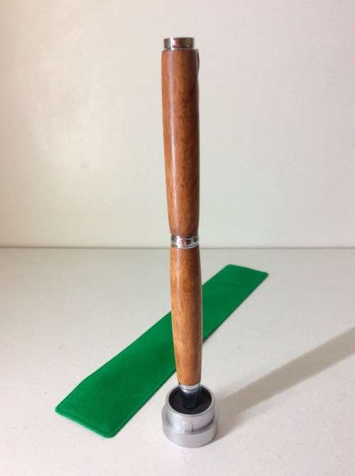 RED RIVER GUM WOOD PEN - L&L WOOD TURNERS - NEW HAND MADE WITH TWIST MECHANISM - BEAUTIFUL GIFT -