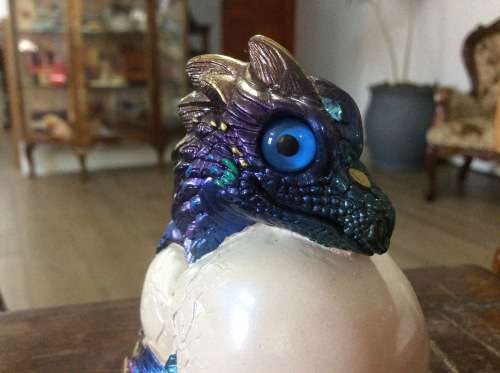 WINDSTONE EDITION - BABY DRAGON HATCHLING - CALIFORNIA USA CERAMIC - 1984 -