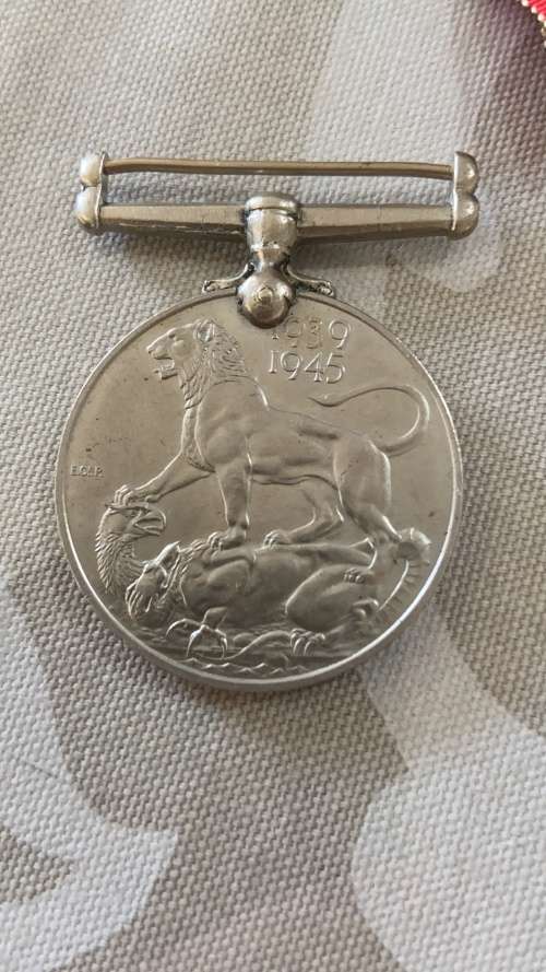 WW II MEDAL GROUP - ISSUED TO SAME SOLDIER