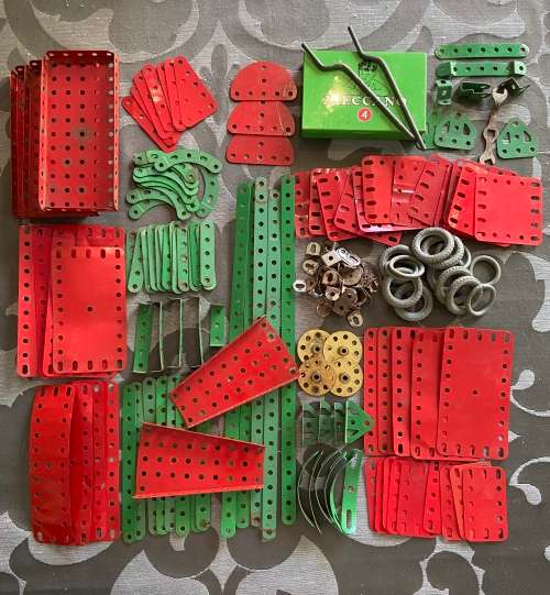 LARGE ENGLAND MECCANO COLLECTION - MANUALS AND TIN INCLUDED - ALL ONE BID -