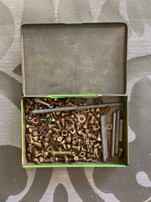 LARGE ENGLAND MECCANO COLLECTION - MANUALS AND TIN INCLUDED - ALL ONE BID -