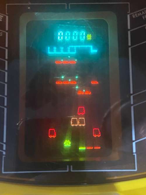 1982 FROGGER ARCADE GAME - WORKING IN VERY GOOD CONDITION -