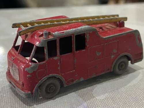 England LESNEY model