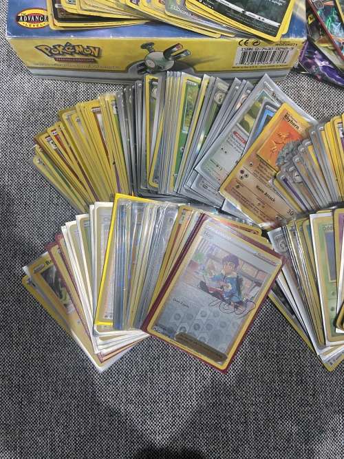LOT OF HOLOGRAPHIC POKÉMON CARDS (READ DESCRIPTION)