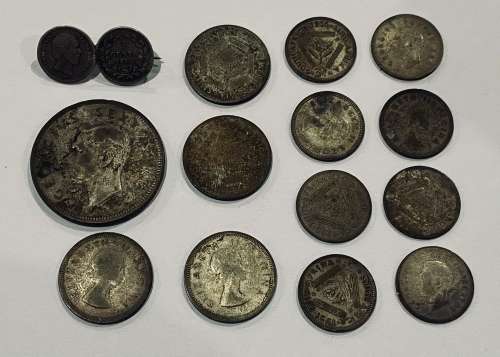 JOBLOT SILVER COINS & SMALL BROOCH
