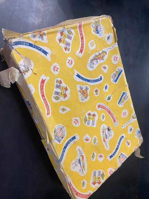 1970s JAPAN MADE DOLL HOUSE FURNITURE - NEW OLD STOCK - STUNNING SET -