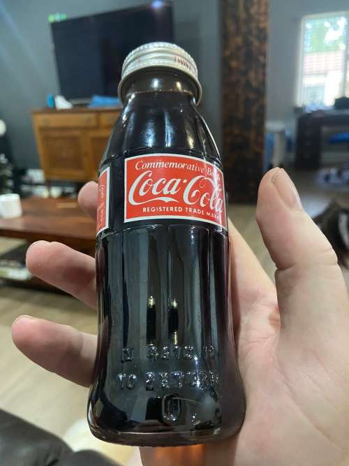 SEALED 1981 COCA COLA BOTTLE - PRINCESS DIANA WEDDING -