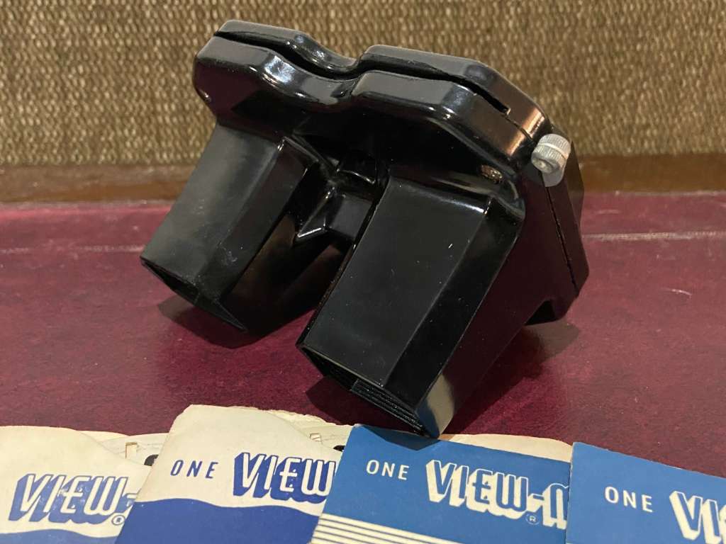 USA VIEW MASTER FROM 1950s WITH 11 SLIDES ORIGINAL BOX