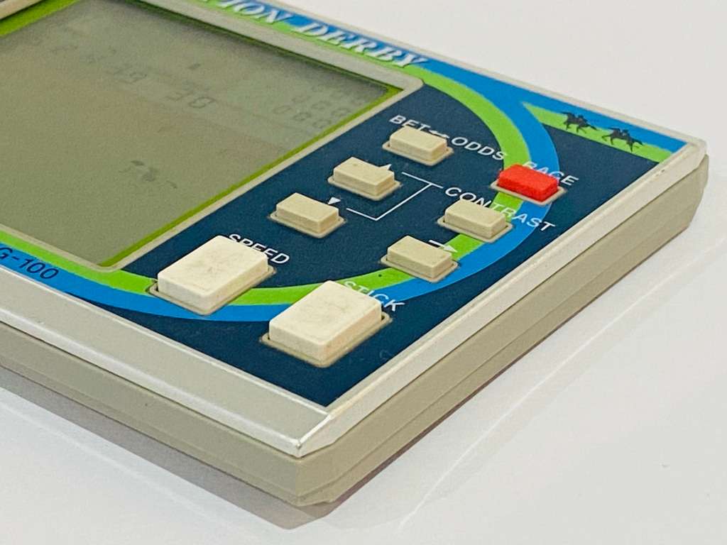 1984 CASIO CHAMPION DERBY HAND HELD GAME - WORKING - RARE 80s LCD GAME -