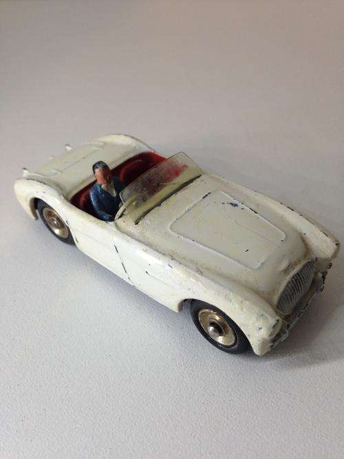 DINKY TOYS (FRANCE) 546 : AUSTIN HEALY 100 - MADE IN FRANCE MECCANO - GREAT FIND -