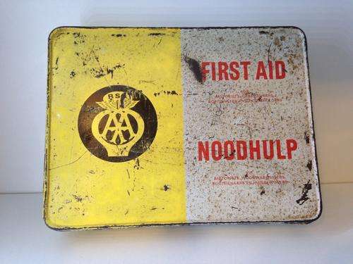 AA FIRST AID KIT TIN FORM ENGLAND - WITH CONTENTS - GREAT FIND -