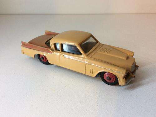 DINKY TOYS - MECCANO ENGLAND  -  STUDEBAKER GOLDEN HAWK 169 -