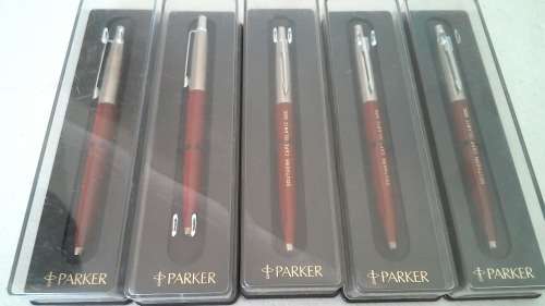 Lot of 5 Boxed , Branded Parker Jotter Pens
