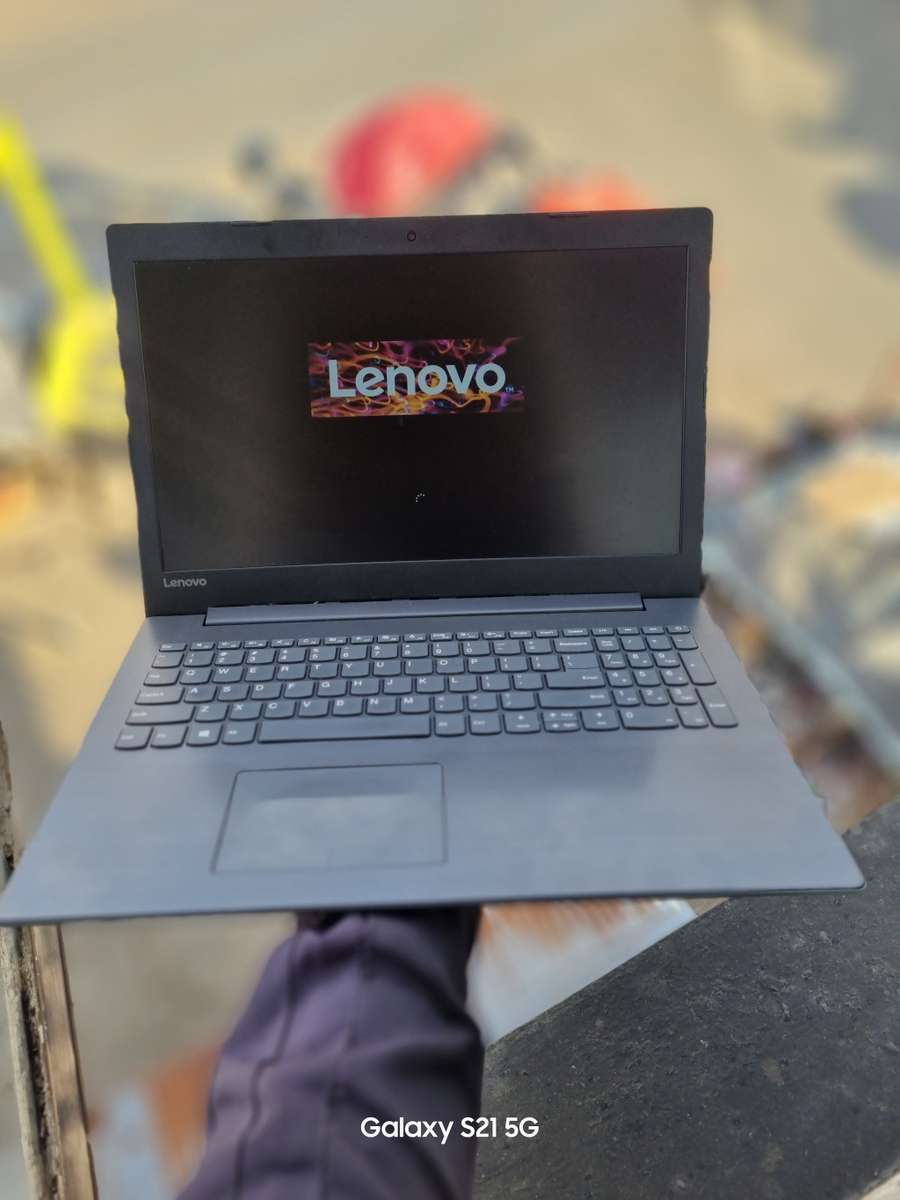 LENOVO CORE I5 7TH GEN,FAST LAPTOP!!