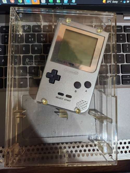 Gameboy Pocket with box
