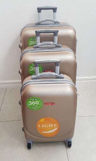 Suitcases : Set of 3 ABS 360 Spinner Suitcases on Special for R989.00 (7colours)