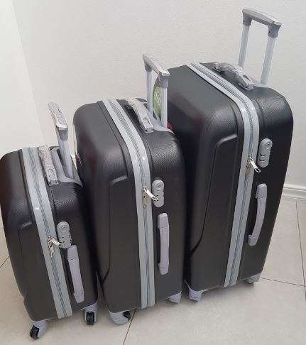 Suitcases : Set of 3 ABS 360 Spinner Suitcases on Special for R989.00 (7colours)