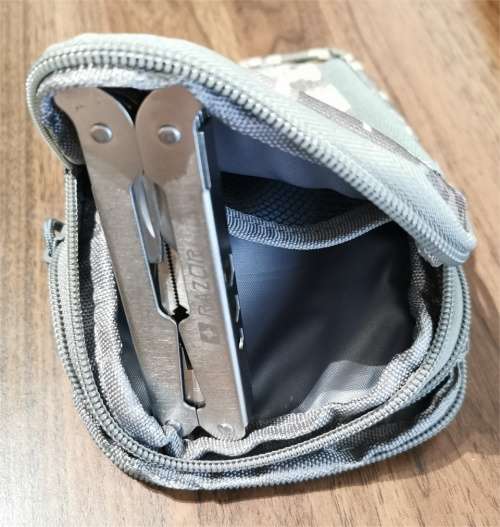 2-Section 17cmx12cm Digital Camo Utility Carry Pouch with Carabiner Loop *Stock Clearance Sale*