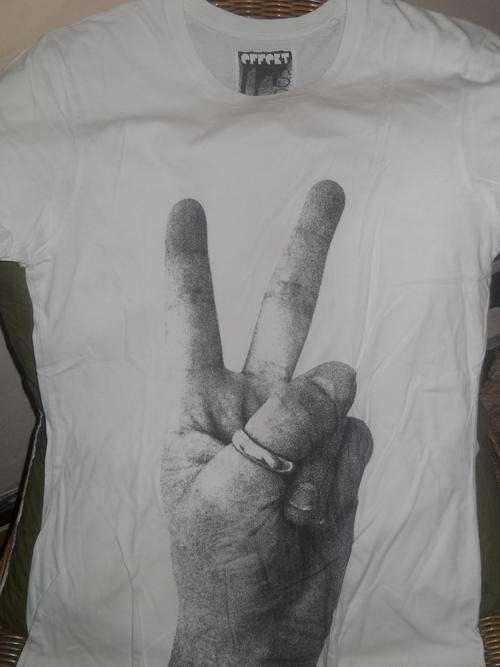 Jay Jay's Mens "peace" - S (will fit M)